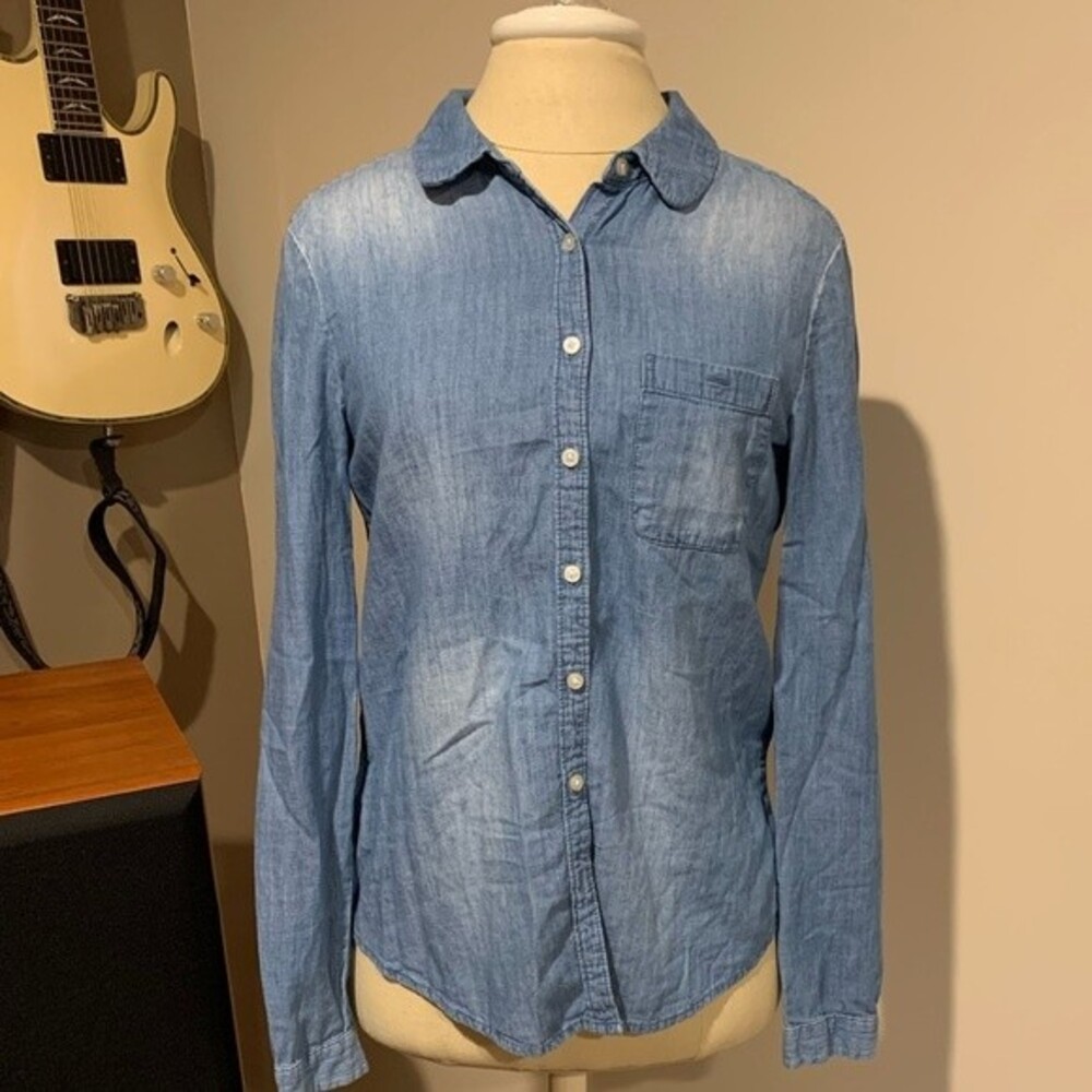 Ann Taylor Loft blue button down with one pocket size small.